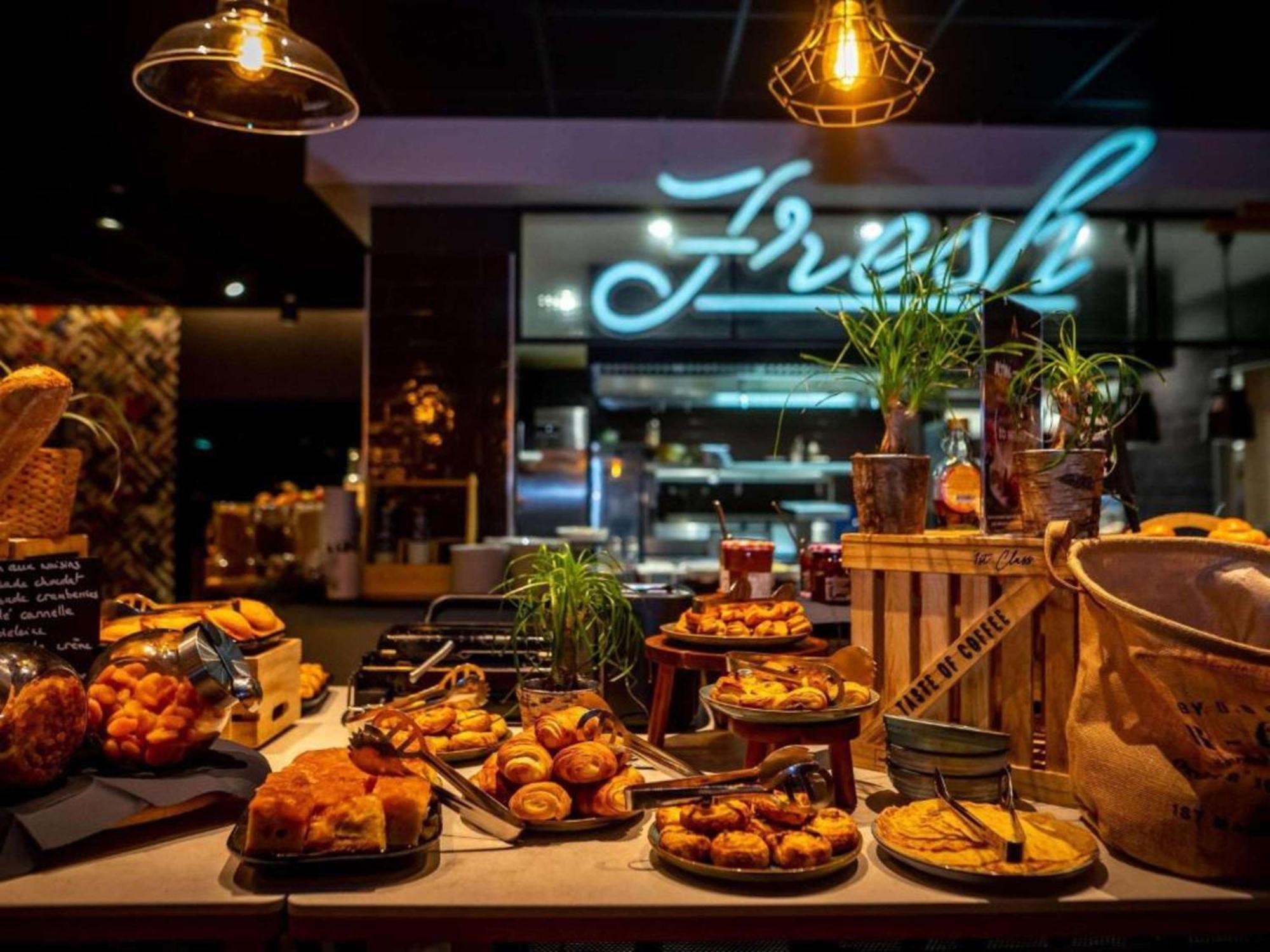 Novotel Valence Sud Ngoại thất bức ảnh